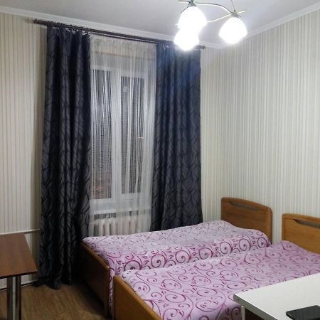 Volodarsky Apartment Charkov Buitenkant foto