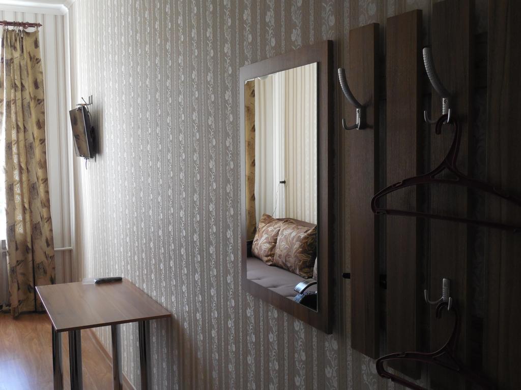 Volodarsky Apartment Charkov Kamer foto